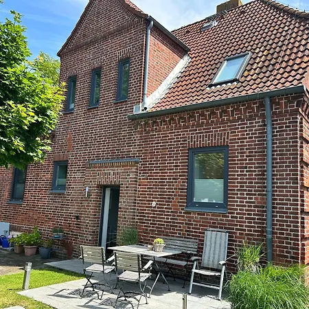 Altes Zollhaus Burgstaaken フェーマルン